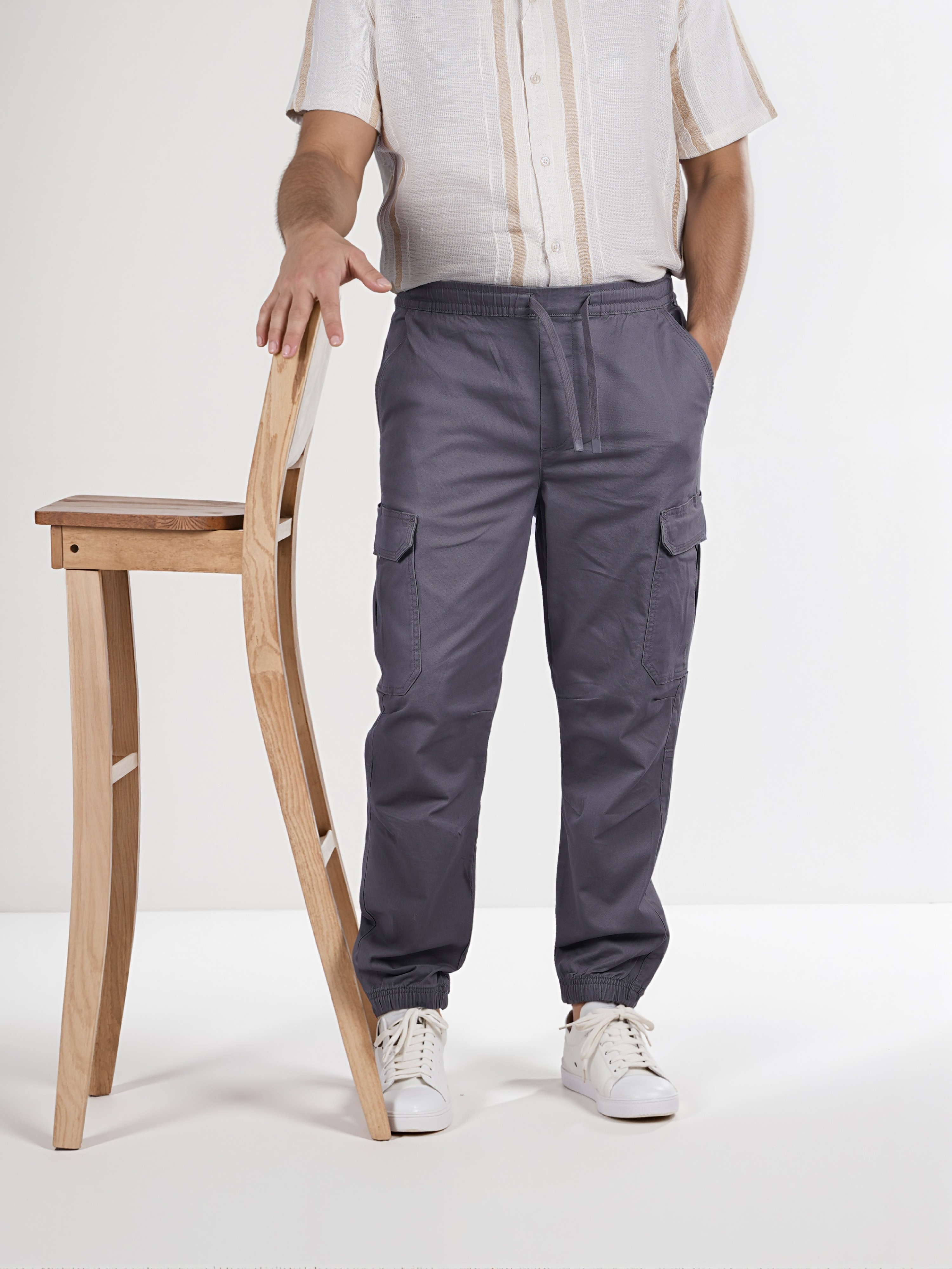 Celio Men Grey Solid Slim Fit Cotton Cargo