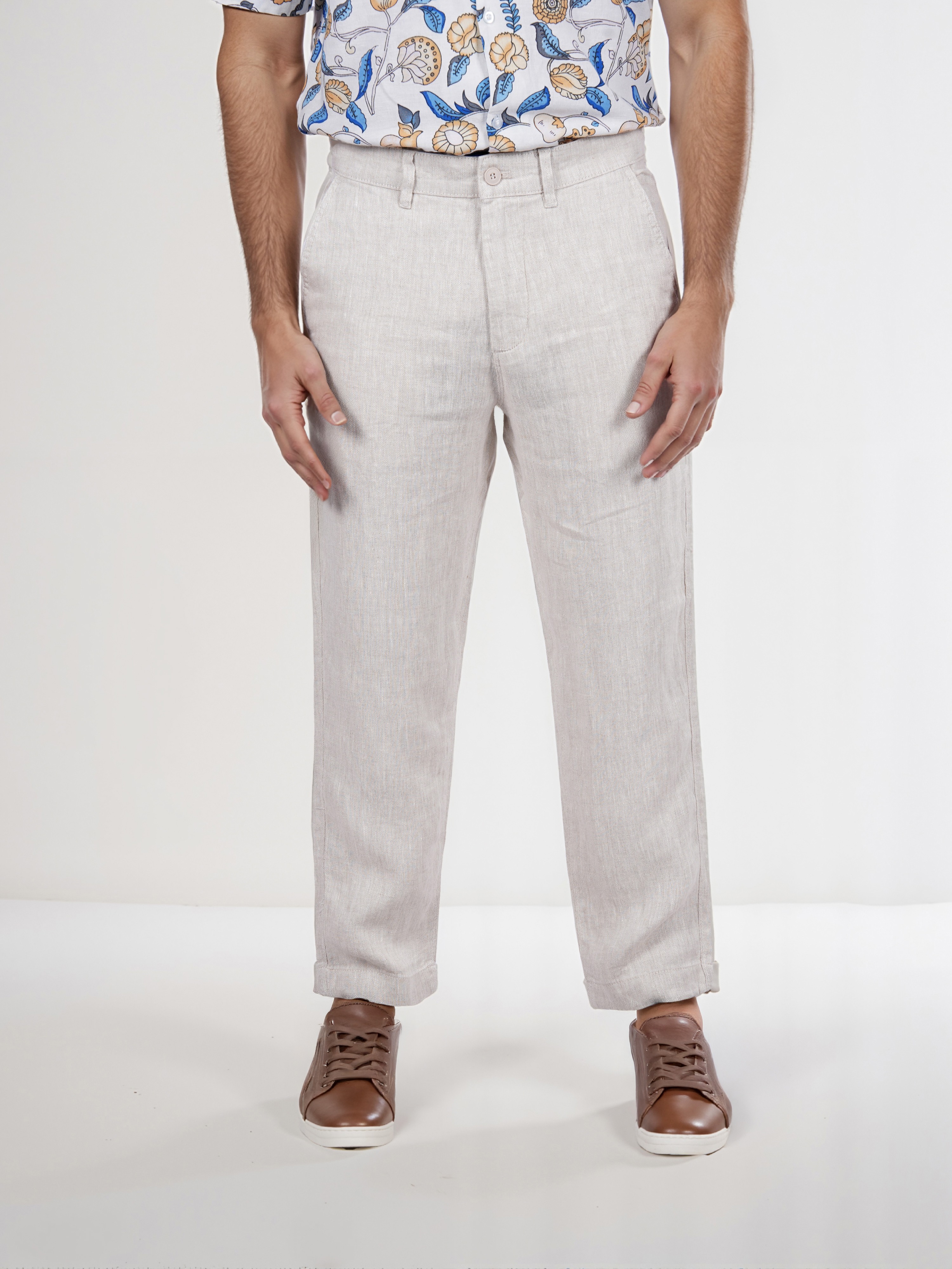 Celio Men Beige Solid Straight Fit Linen Trouser