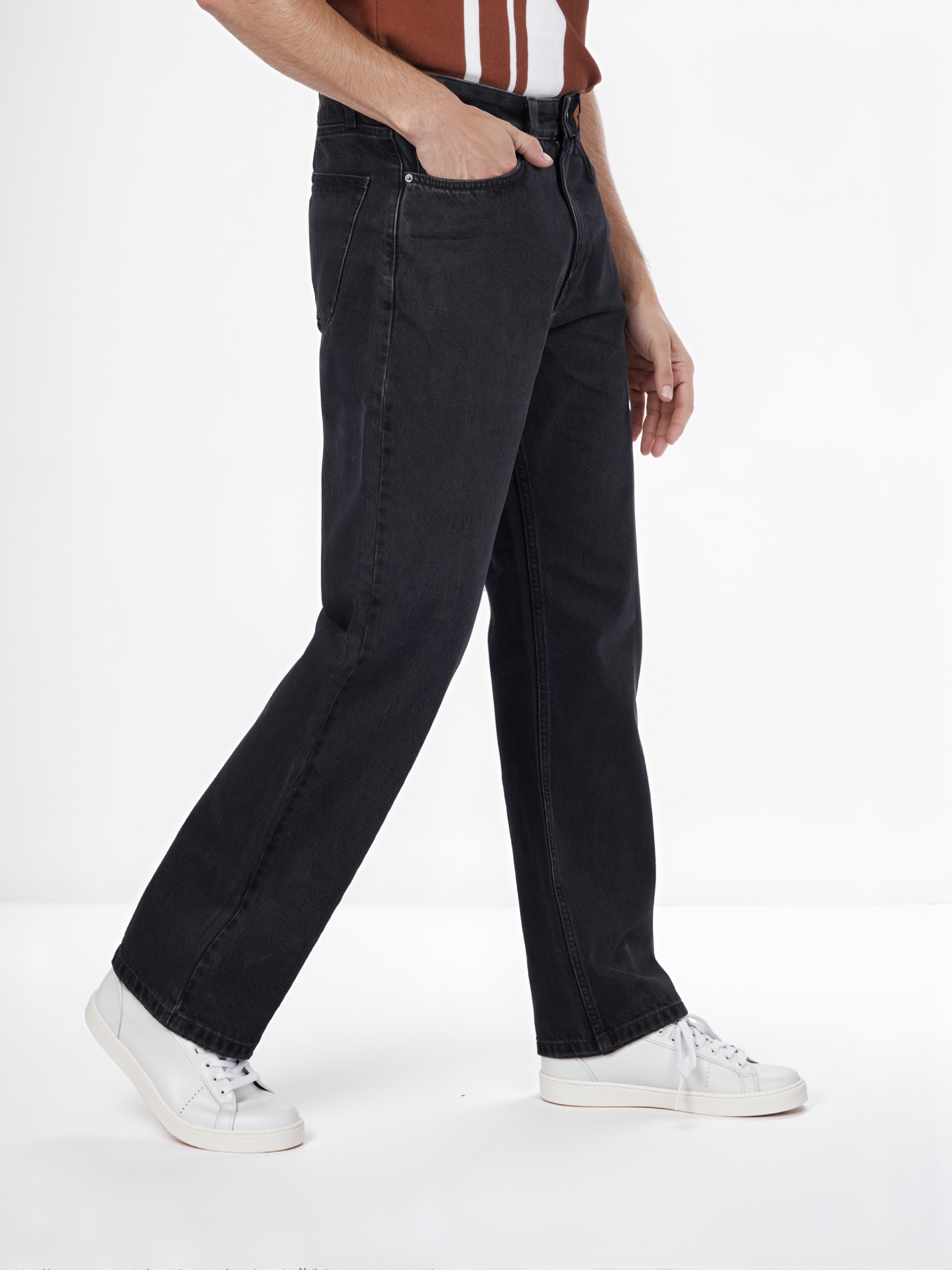 Celio Men Black Solid Loose Fit Cotton Twill Denim Jeans