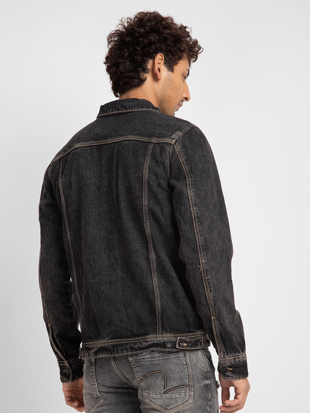 Denim jacket for men, Slim Fit, Black with prints - GB127