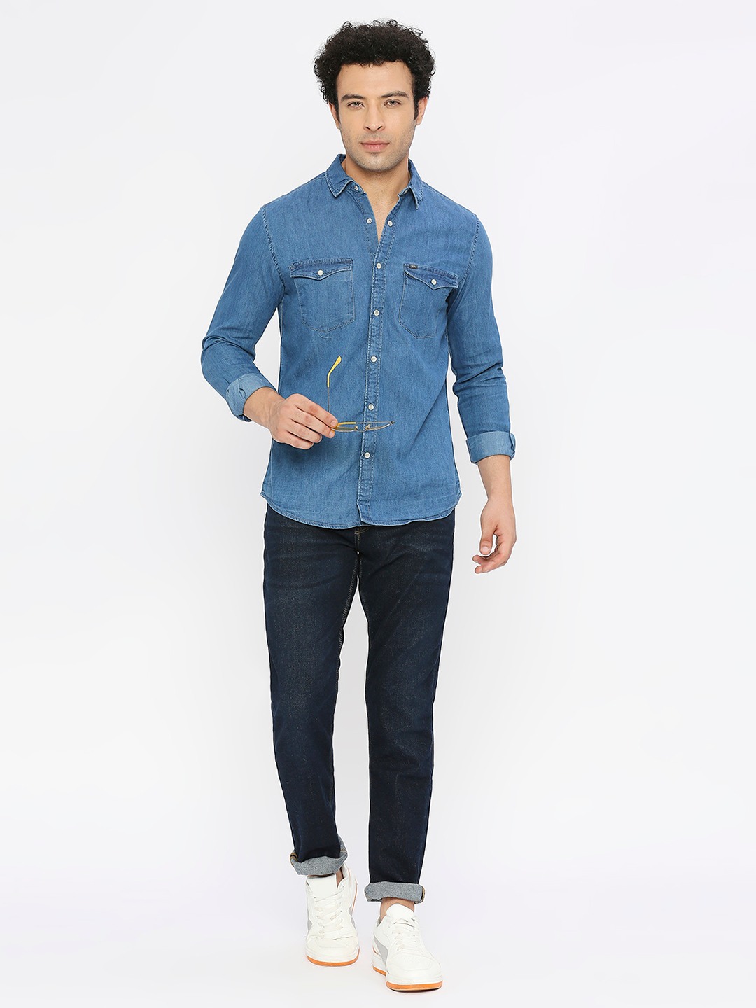 Spykar Men Light Blue Cotton Slim Fit Full Sleeve Denim Shirt