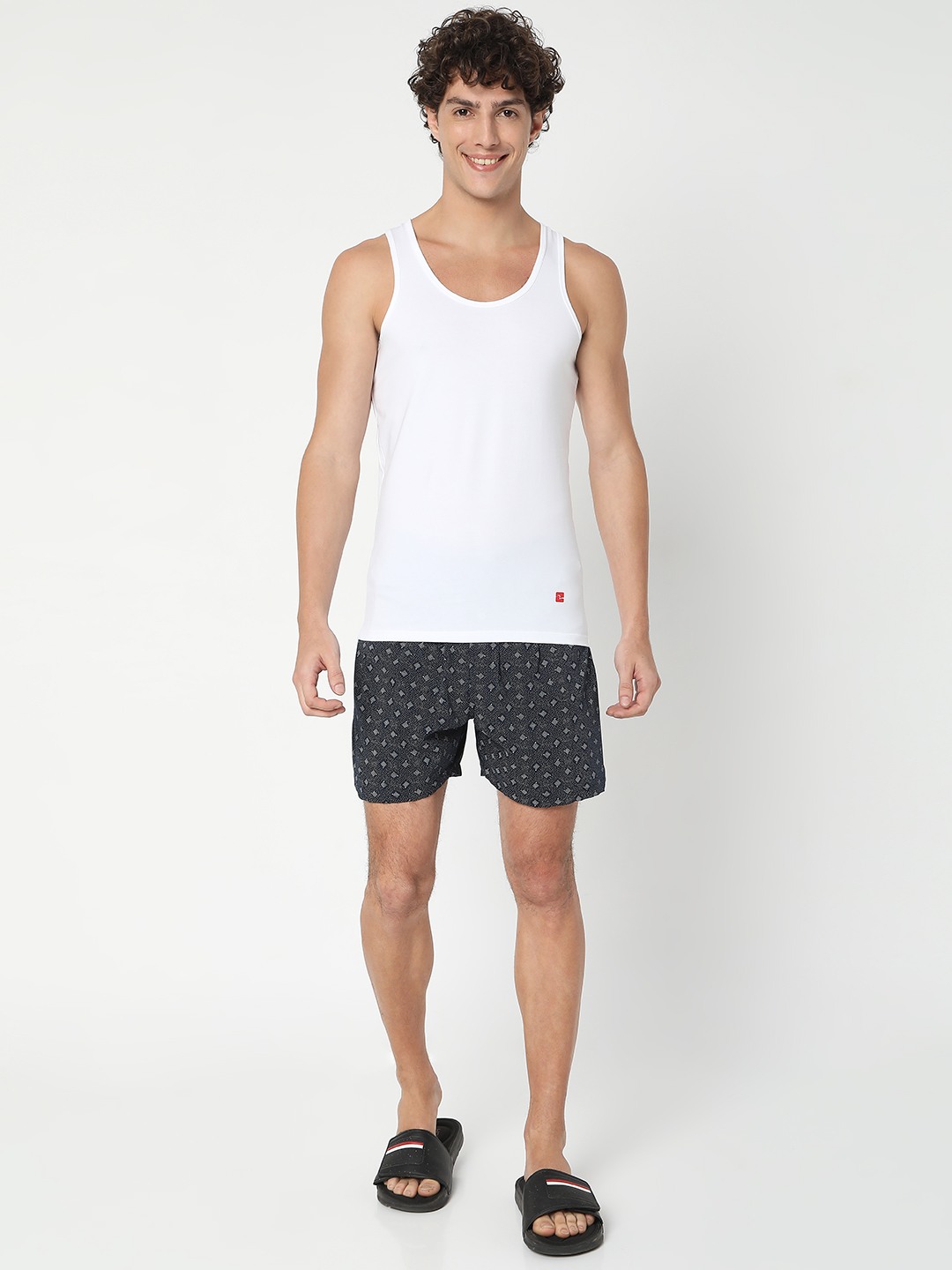 Underjeans by Spykar White Cotton Blend Regular Fit Vest
