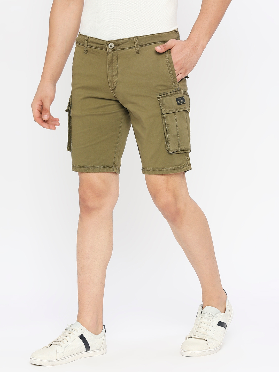 Spykar | Spykar Men Olive Green Cotton Slim Fit Knee Length Denim Shorts 1