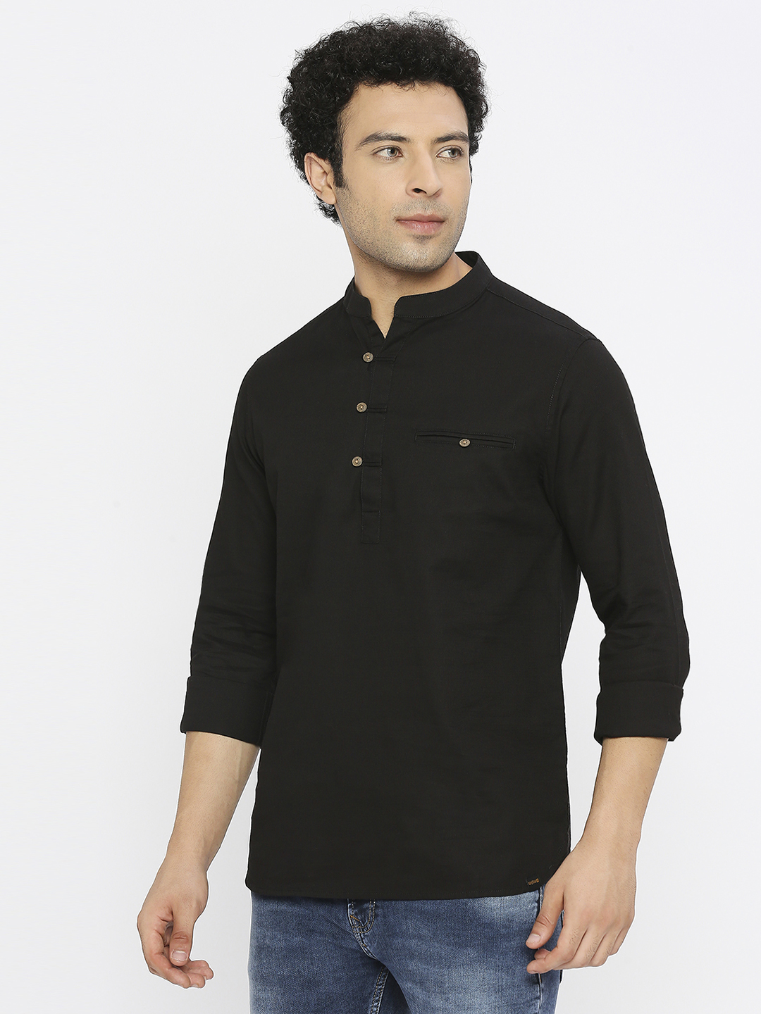 Spykar Men Black Slub Slim Fit Mandarin Collar Plain Kurta