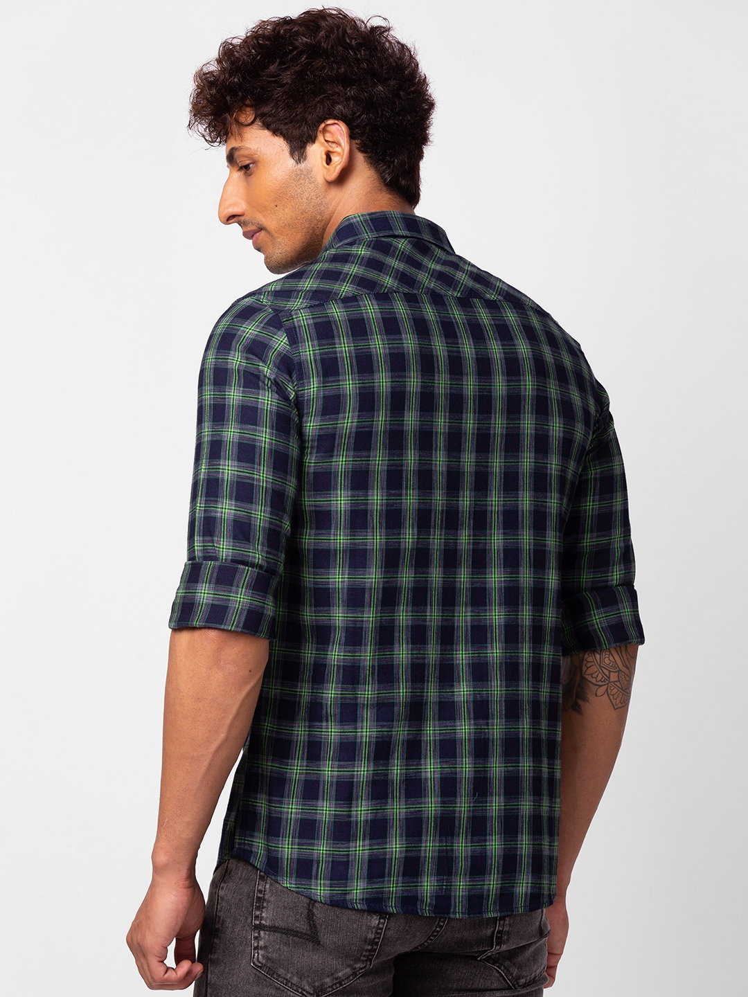 spykar | Spykar Men Navy Green Cotton Slim Fit Checkered Shirt 2