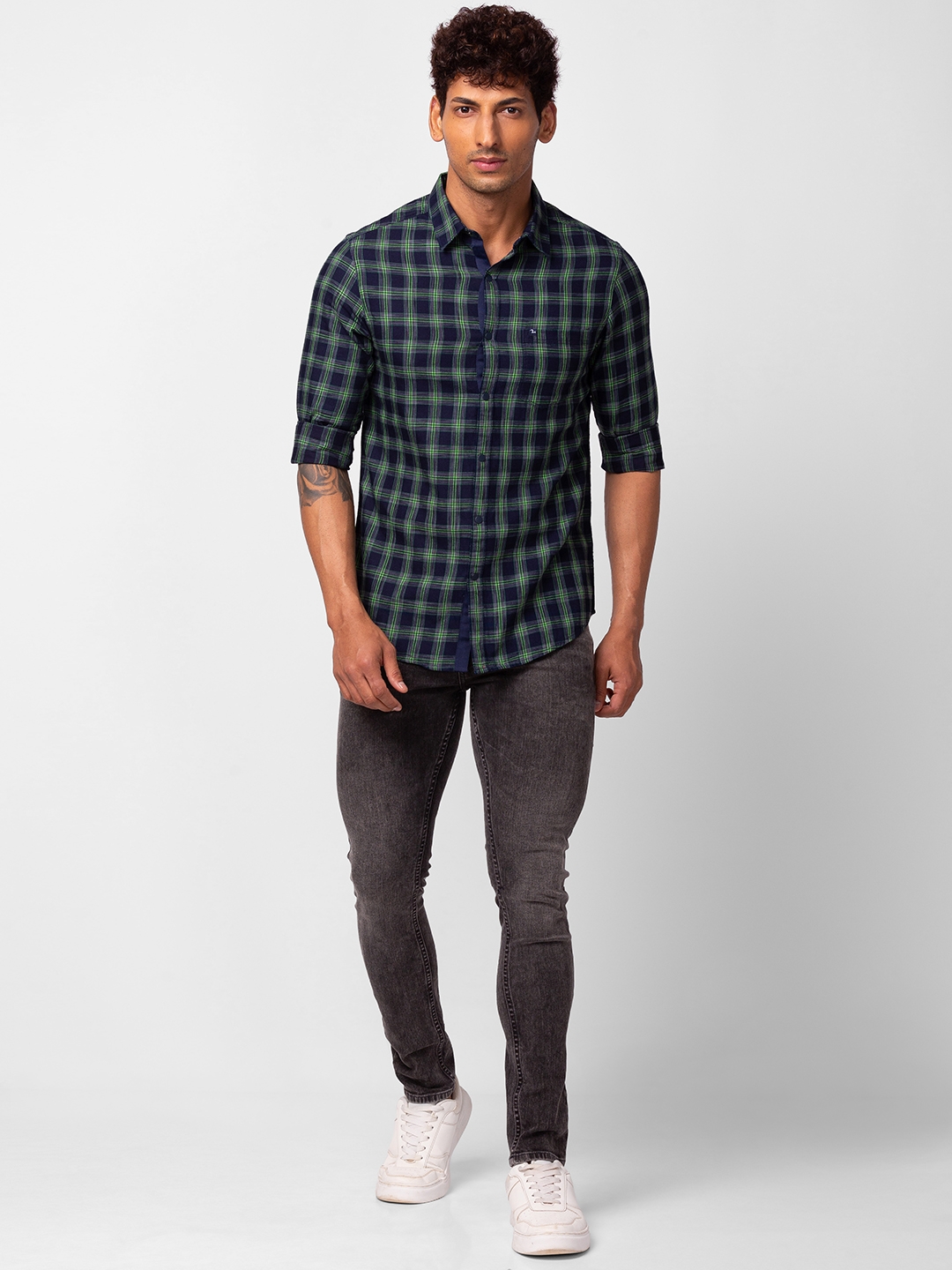 spykar | Spykar Men Navy Green Cotton Slim Fit Checkered Shirt 1