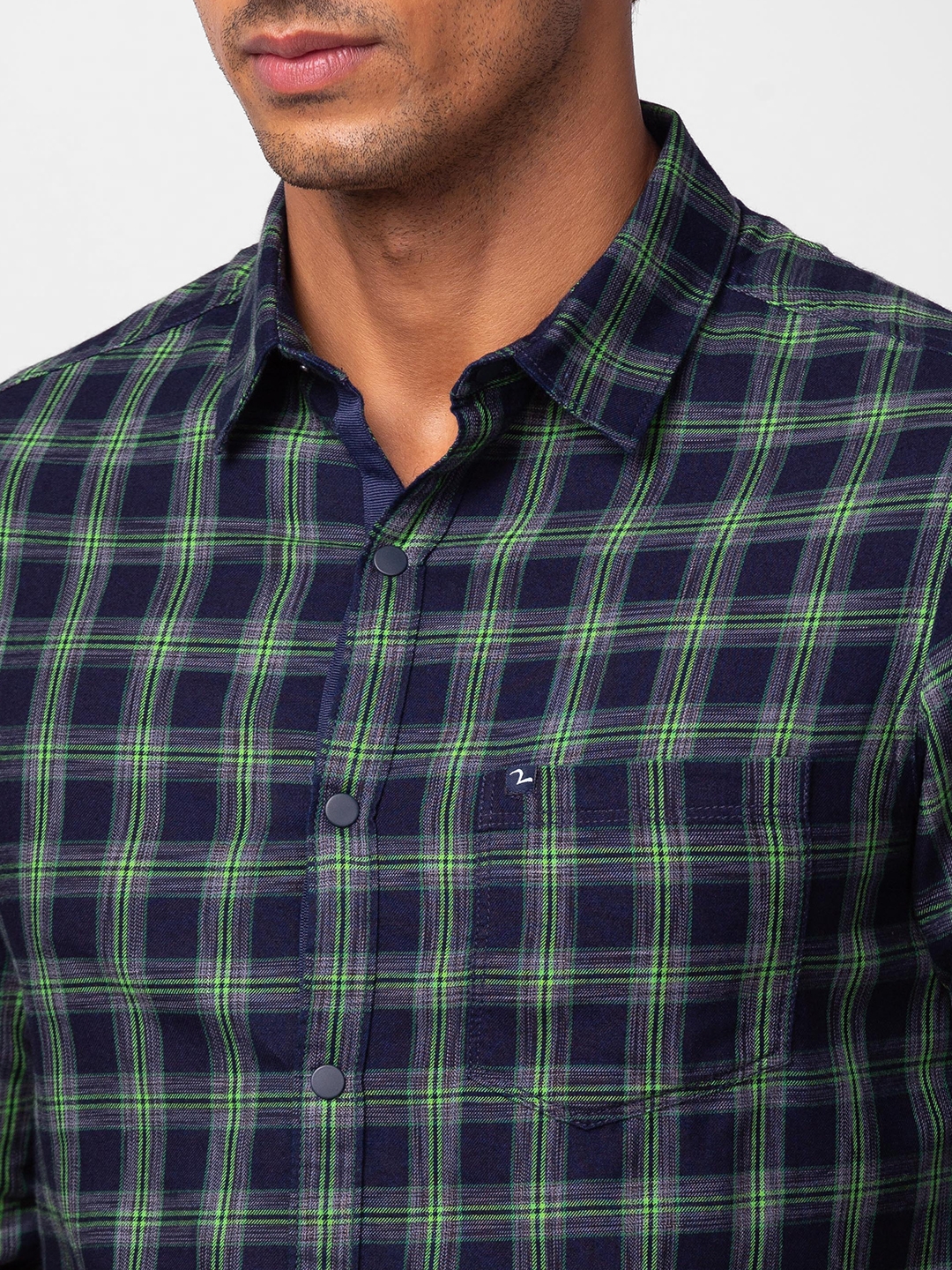 spykar | Spykar Men Navy Green Cotton Slim Fit Checkered Shirt 4