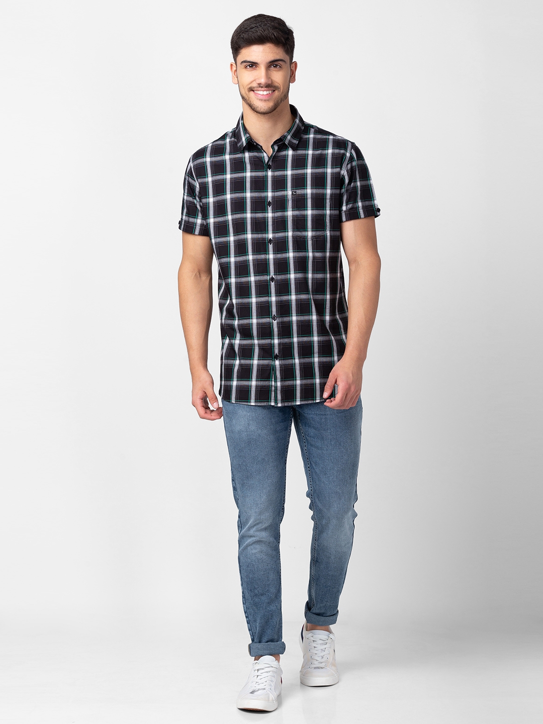 spykar | Spykar Men Black Cotton Slim Fit Checkered Shirt 1