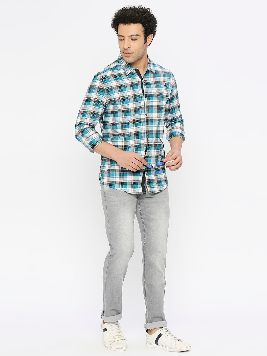 spykar | Spykar Men Dusty Turquoise Slub Slim Fit Full Sleeve Checkered Shirt 5