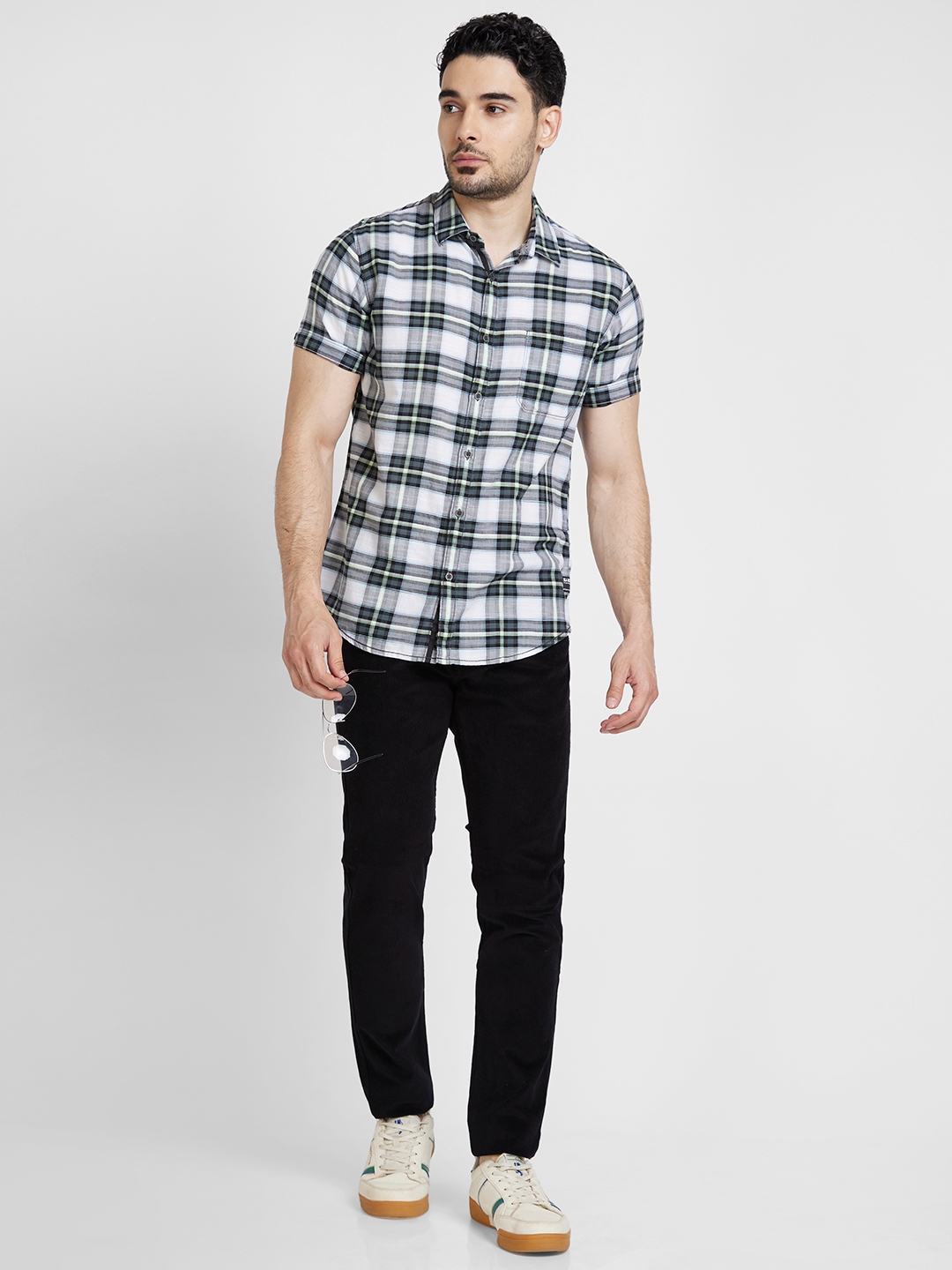 Spykar | Spykar Men Black Cotton Linen Slim Fit Checkered Shirt 5