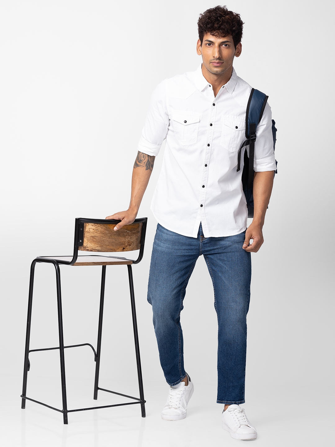 spykar | Spykar Men White Cotton Slim Fit Plain Shirt 5