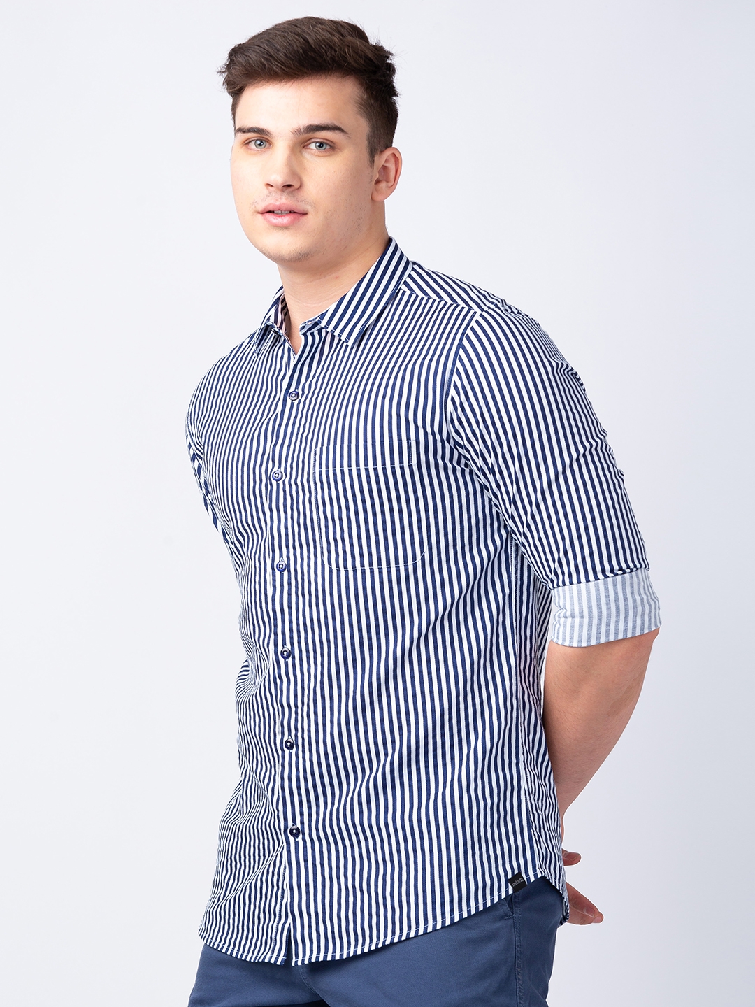 spykar | Spykar Men Navy Blue Cotton Slim Fit Striped Shirt 3