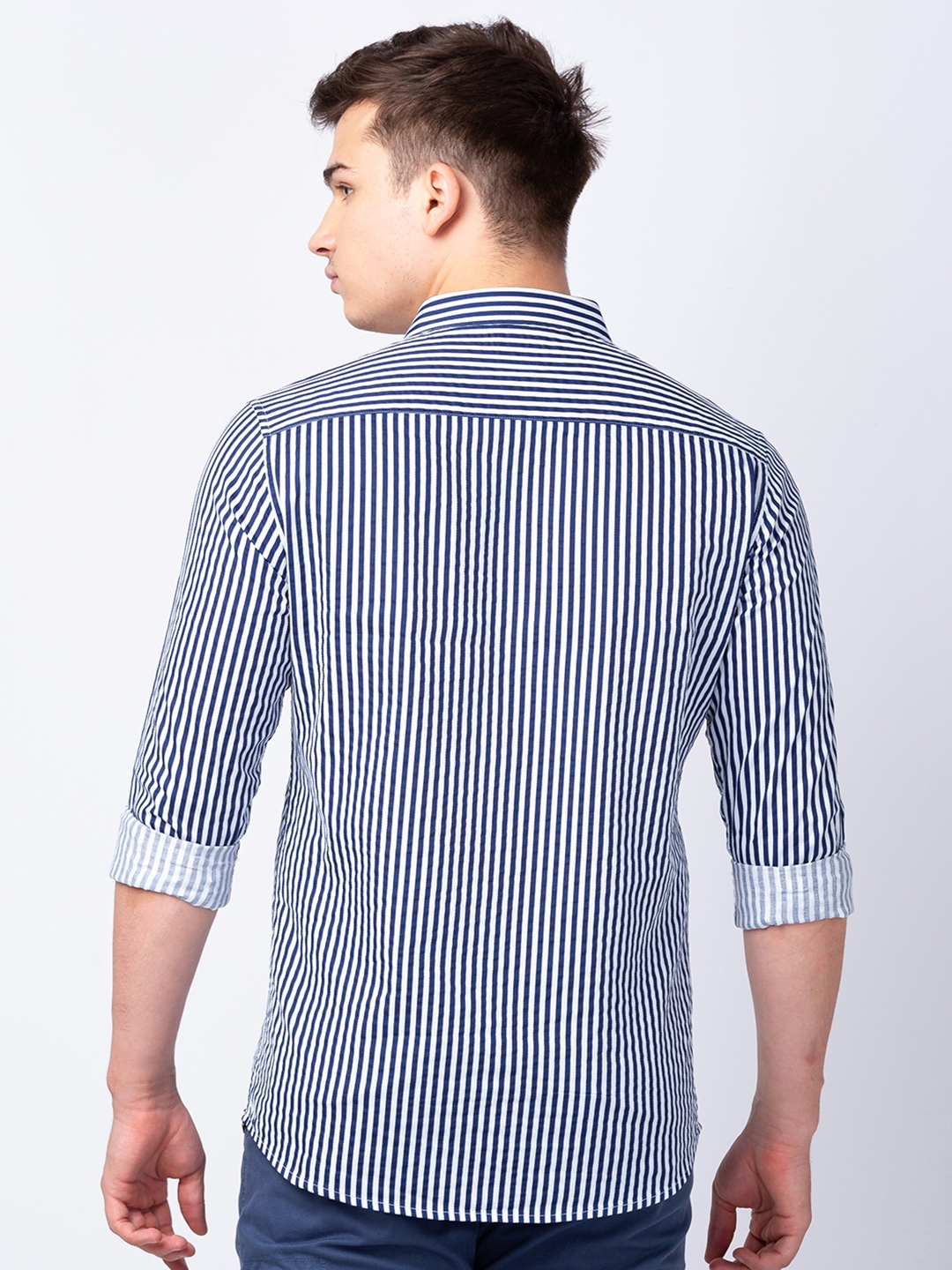 spykar | Spykar Men Navy Blue Cotton Slim Fit Striped Shirt 2