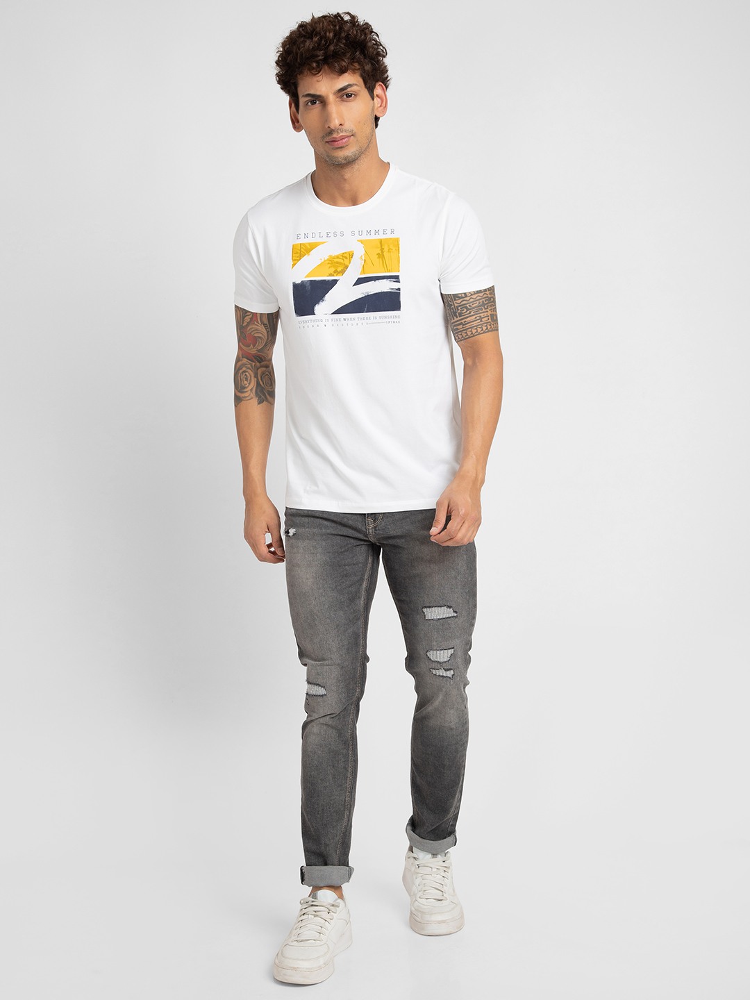 Spykar Men White Cotton Slim Fit Printed Round Neck Tshirt