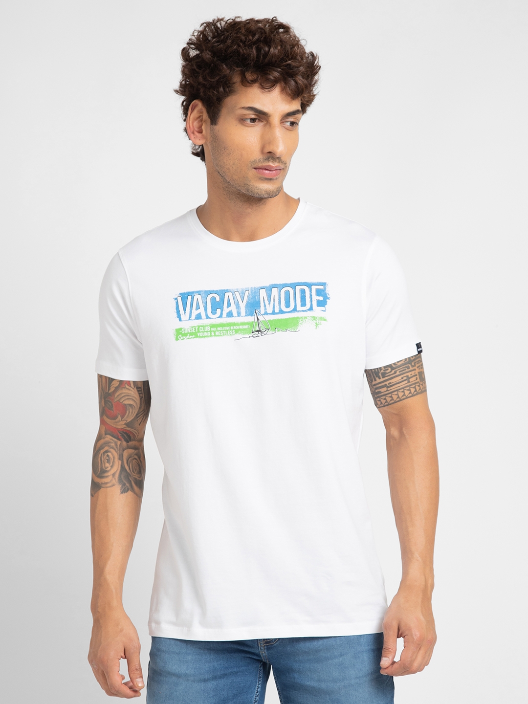 spykar | Spykar Men White Cotton Slim Fit Printed Round Neck Tshirt 0