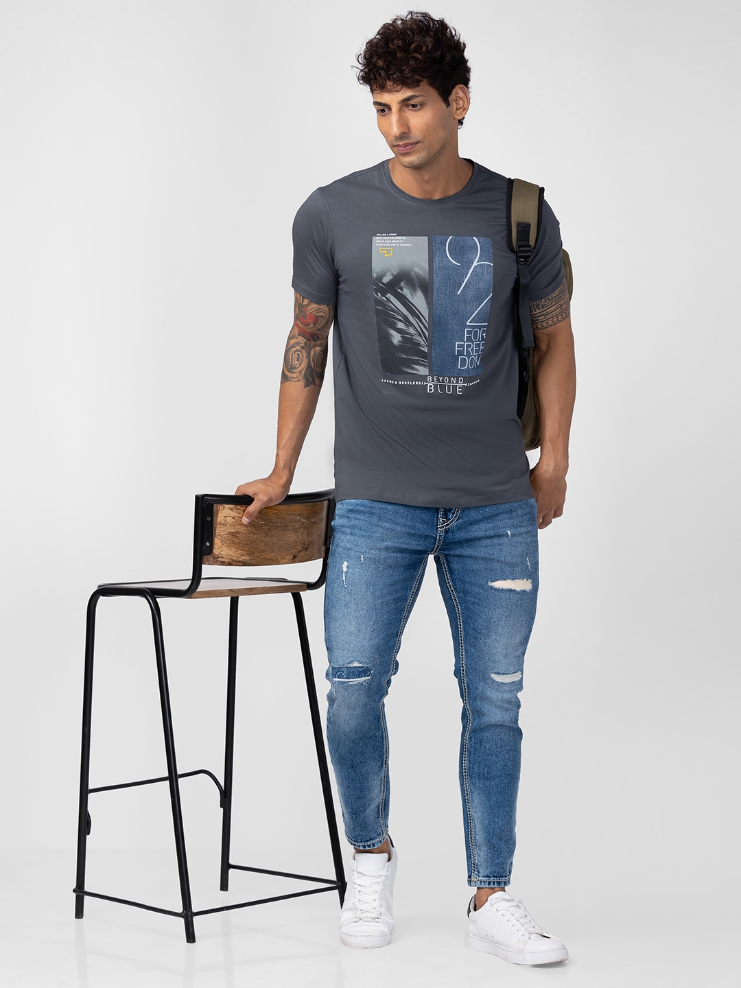 spykar | Spykar Men Slate Grey Cotton Regular Fit Half Sleeve Printed T-Shirt 5