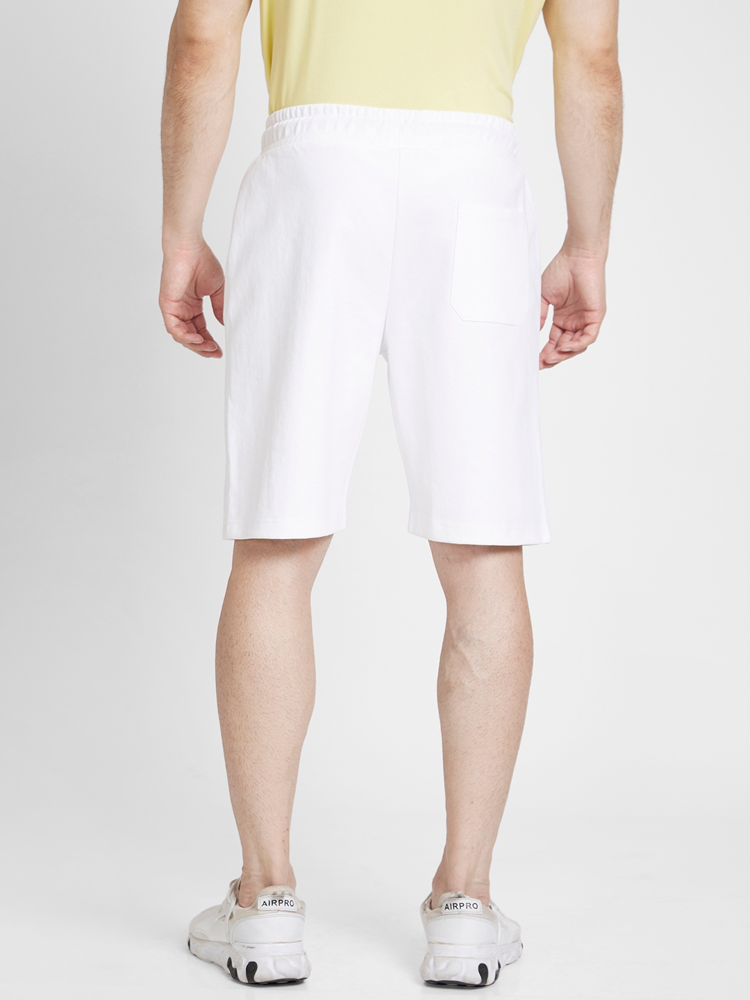 spykar | Spykar Men White Blended Knee Length Shorts 2