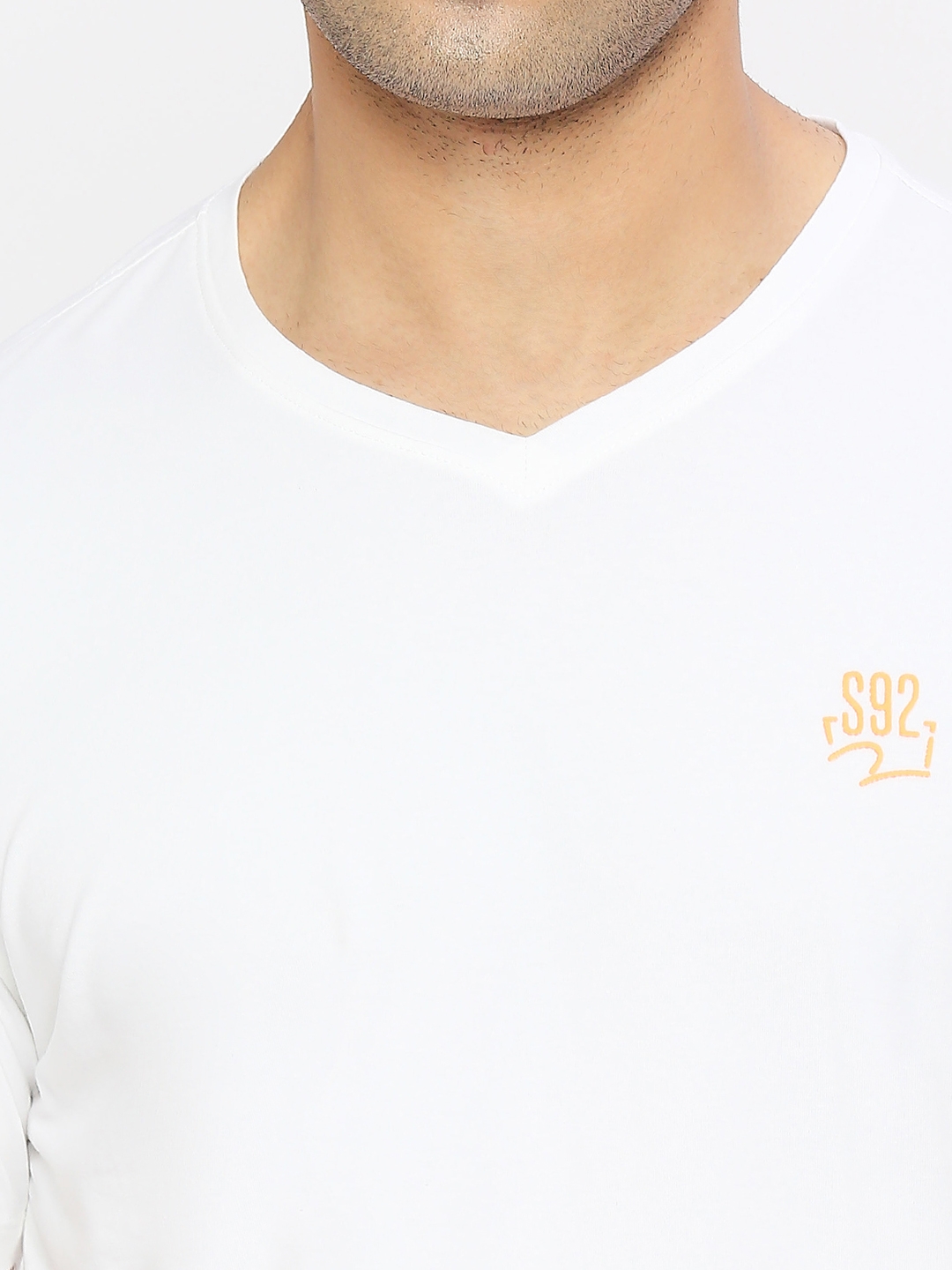 spykar | Spykar Men White Cotton Regular Fit Half Sleeve Plain V-Neck Tshirt 4