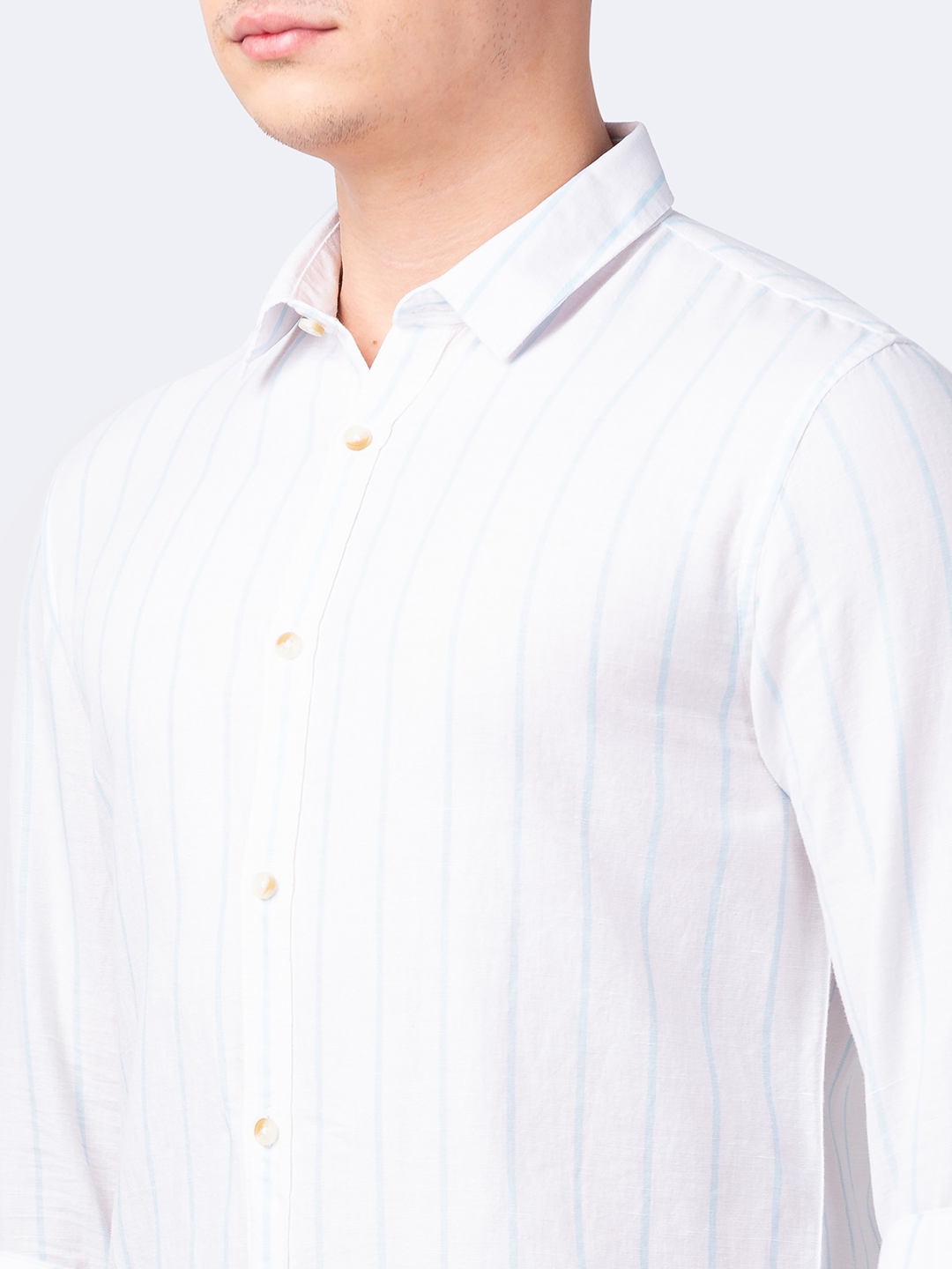 spykar | Spykar Men White Cotton Regular Slim Fit Striped Shirt 4