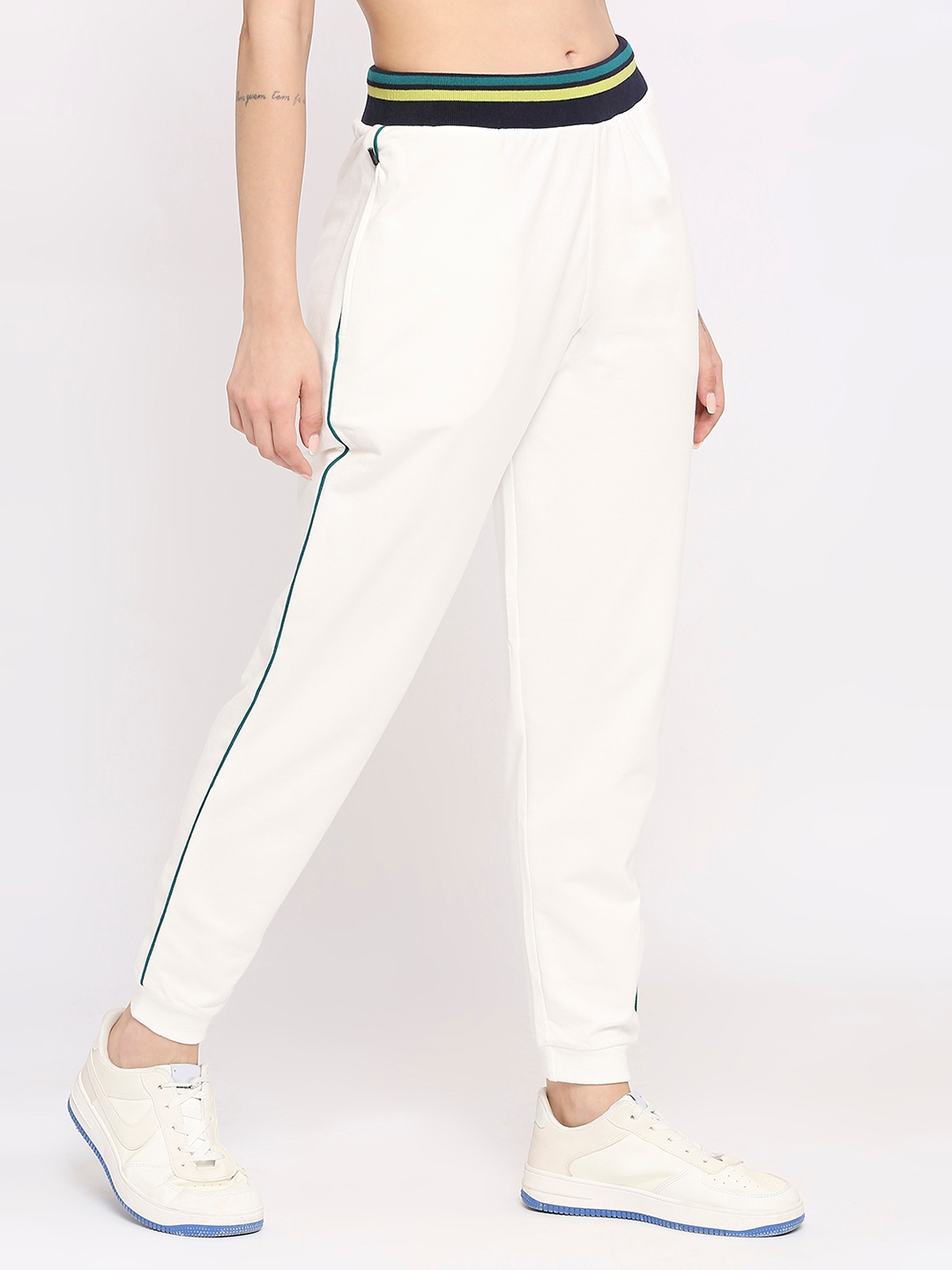 spykar | Spykar Women White Cotton Solid Trackpants 2