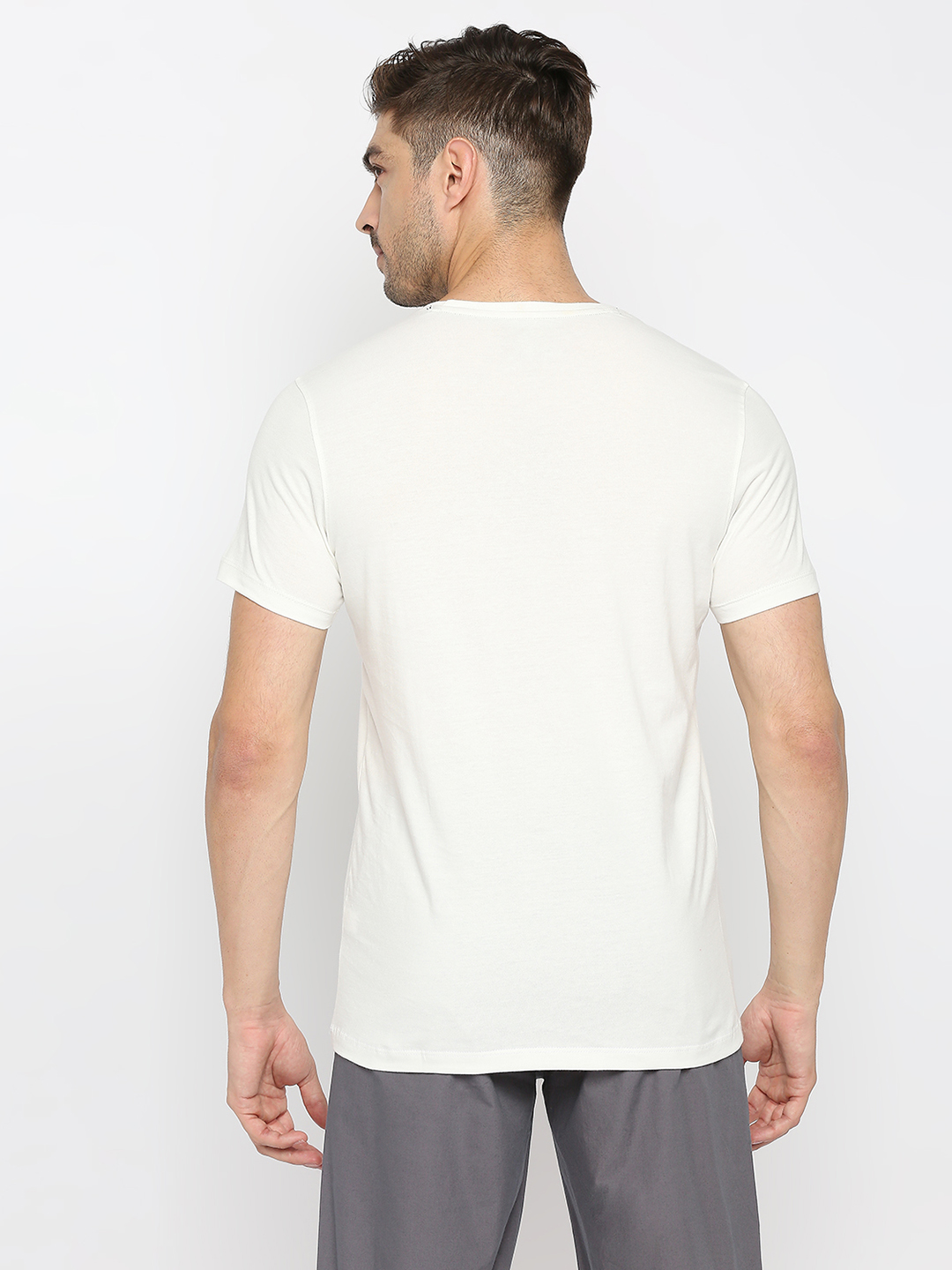 Underjeans by Spykar Men Ecru Cotton Round Neck Plain Tshirt