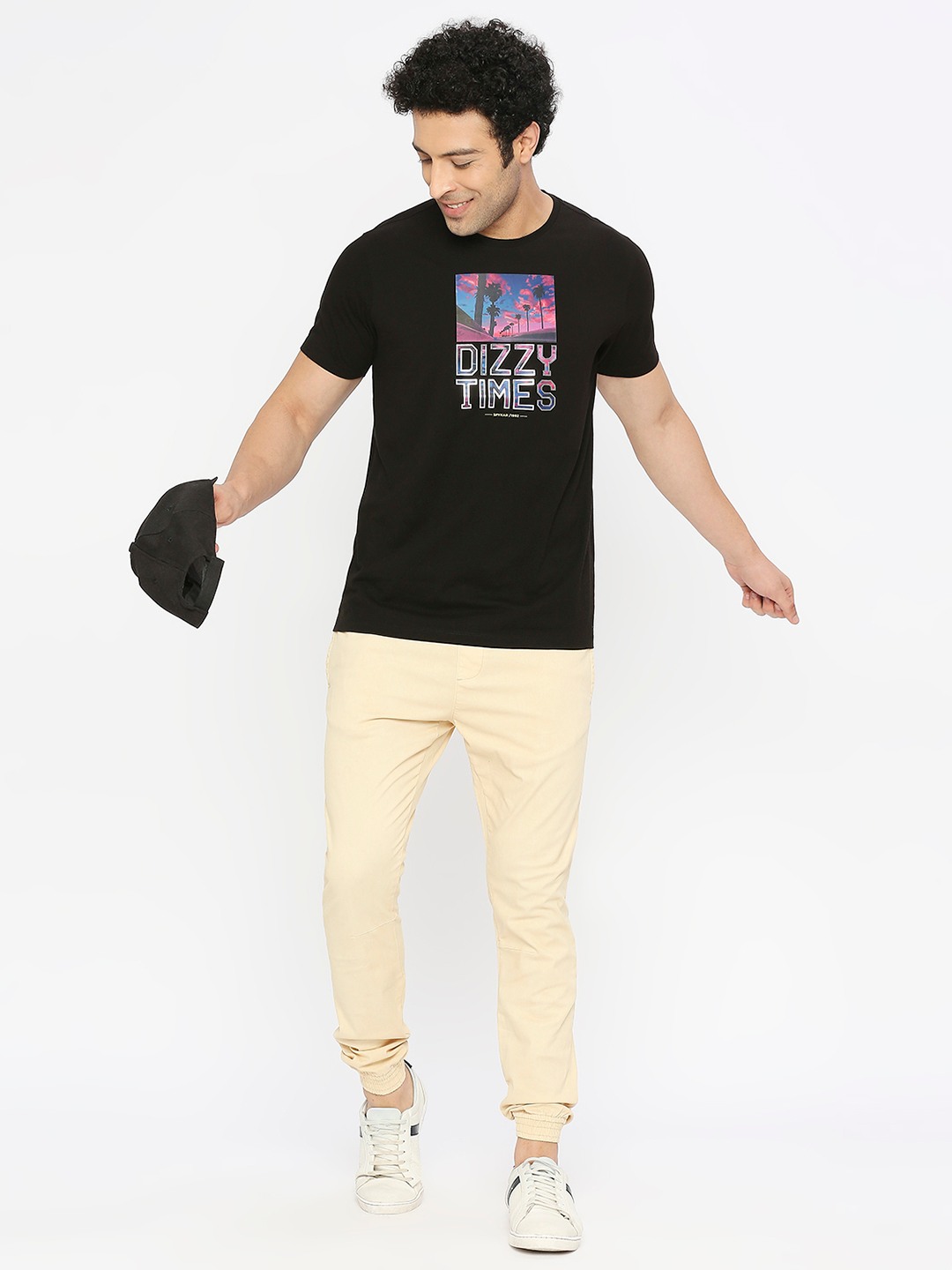 Spykar Men Ecru Lycra Slim Fit Ankle Length Plain Trousers