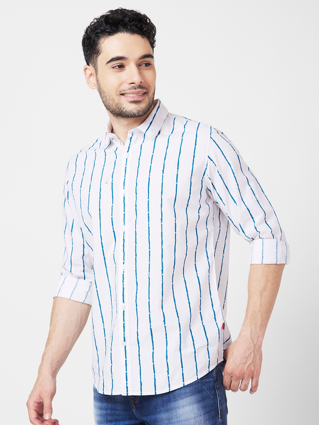 spykar | Spykar Men White Poplin Regular Slim Fit Full Sleeve Striped Shirt 3