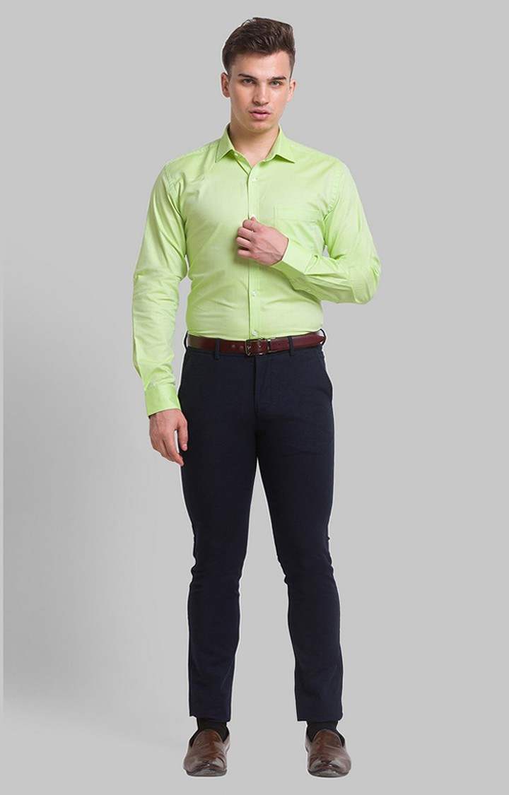 Park Avenue Green Solid Slim Fit Formal Shirts For Men