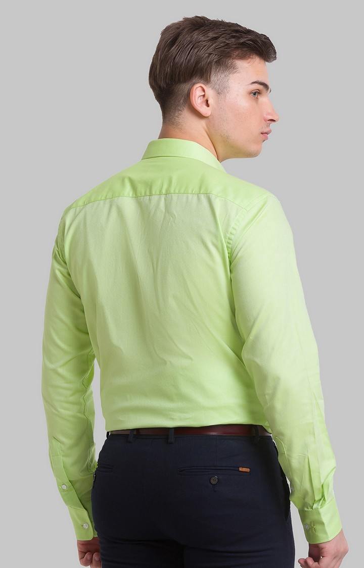 Park Avenue Green Solid Slim Fit Formal Shirts For Men