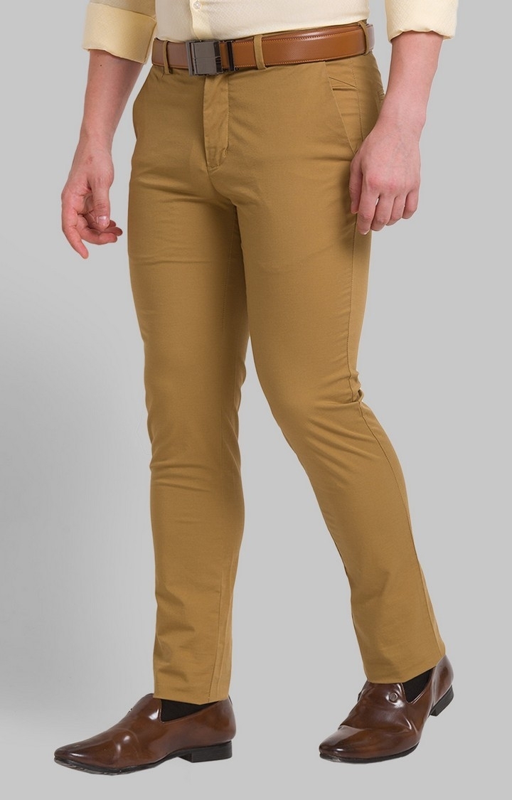 Buy cool and Comfortable beige cargo pants – DAKS NEO CLOTHING CO.INDIA