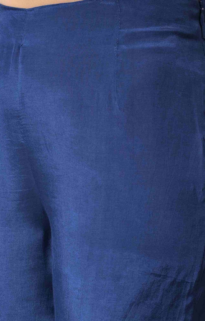 W | Women's Blue Viscose Solid Kurta & Pants 6