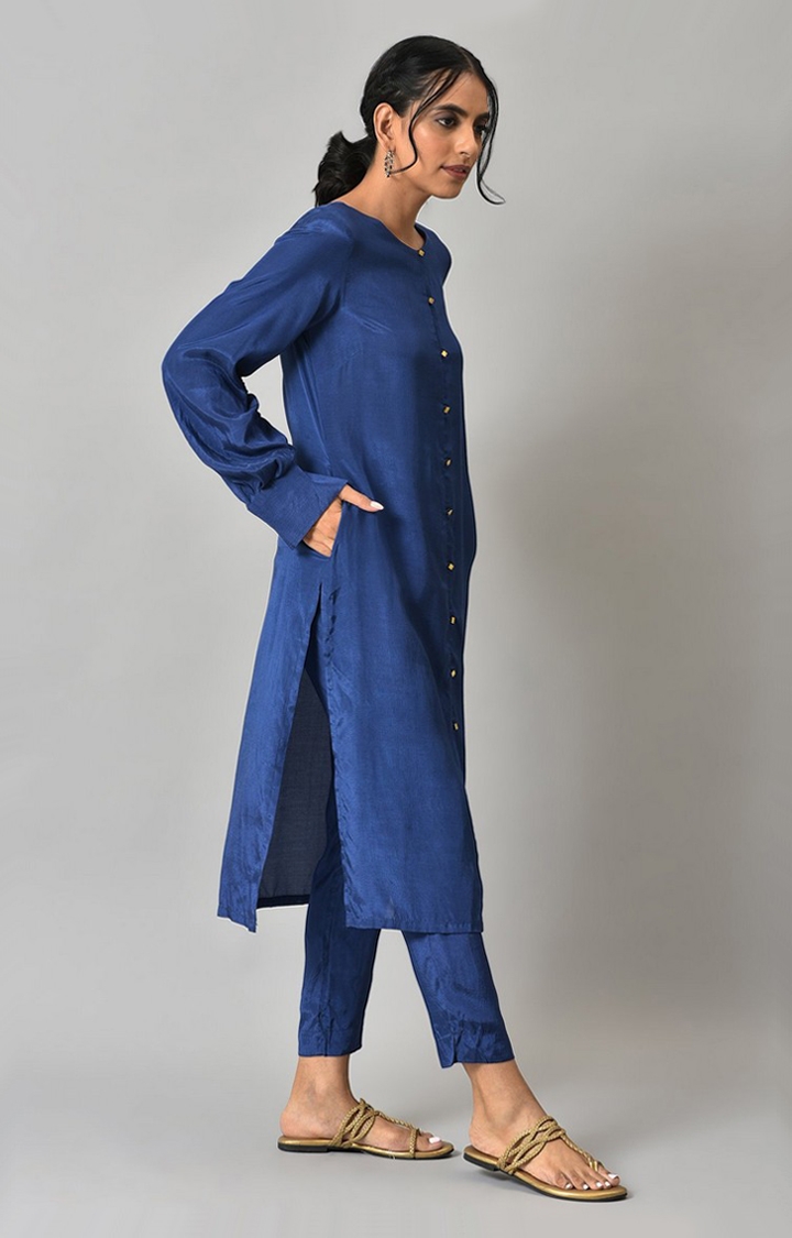 W | Women's Blue Viscose Solid Kurta & Pants 3