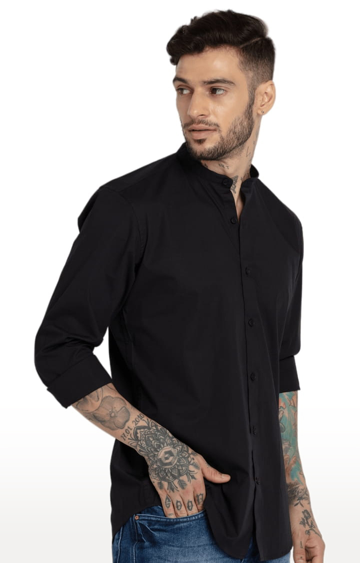 Men's Black Cotton Solid Casual Shirts