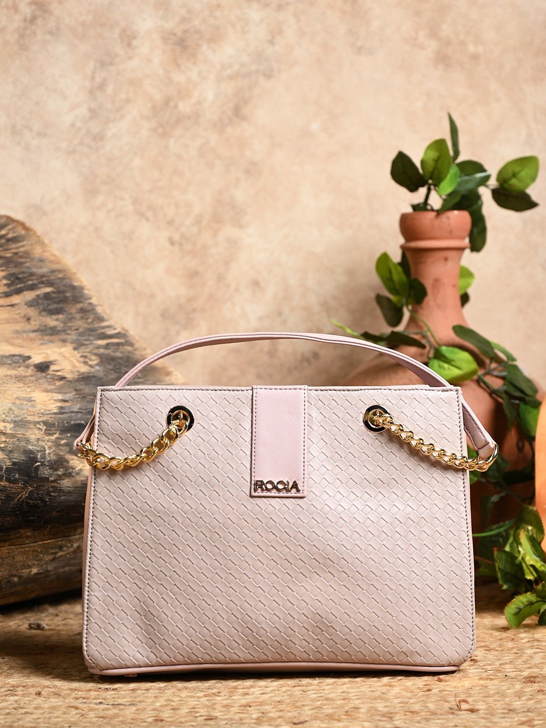 Rocia By Regal Pink Women Woven Shoulder Bag