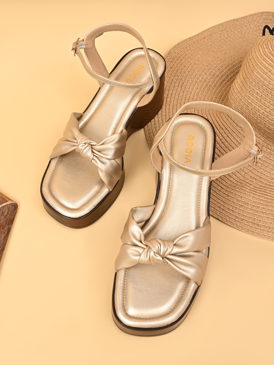 Rocia By Regal Gold Women Classic Knotted Platform Sandals