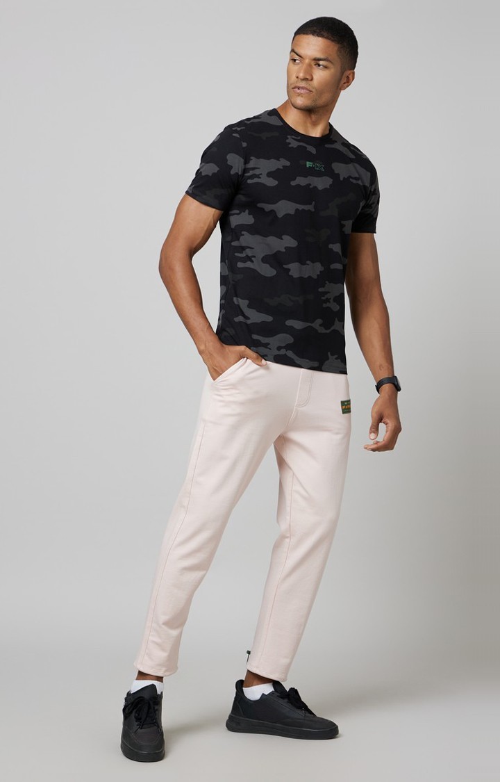 Men Short Sleeves Round Neck T-Shirt