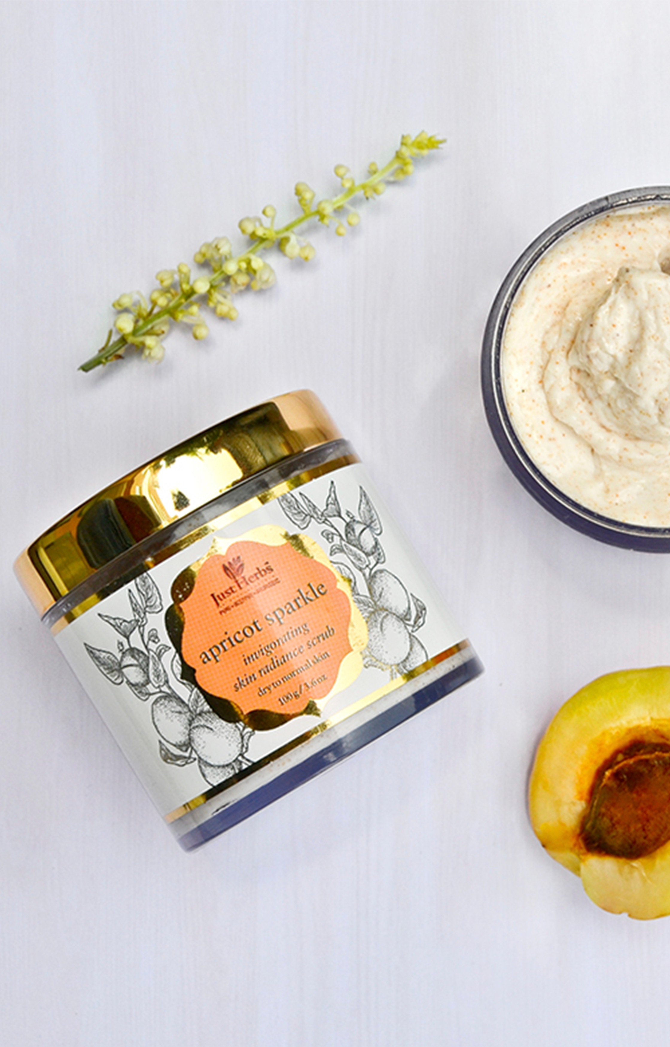 Just Herbs | Apricot Sparkle Invigorating Skin Radiance Scrub 1