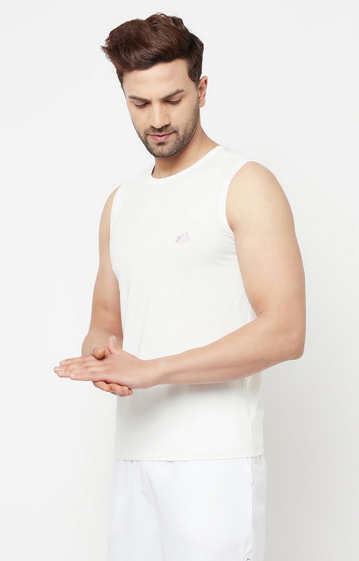 Lotto | Men's White Polyester Solid Vests 2