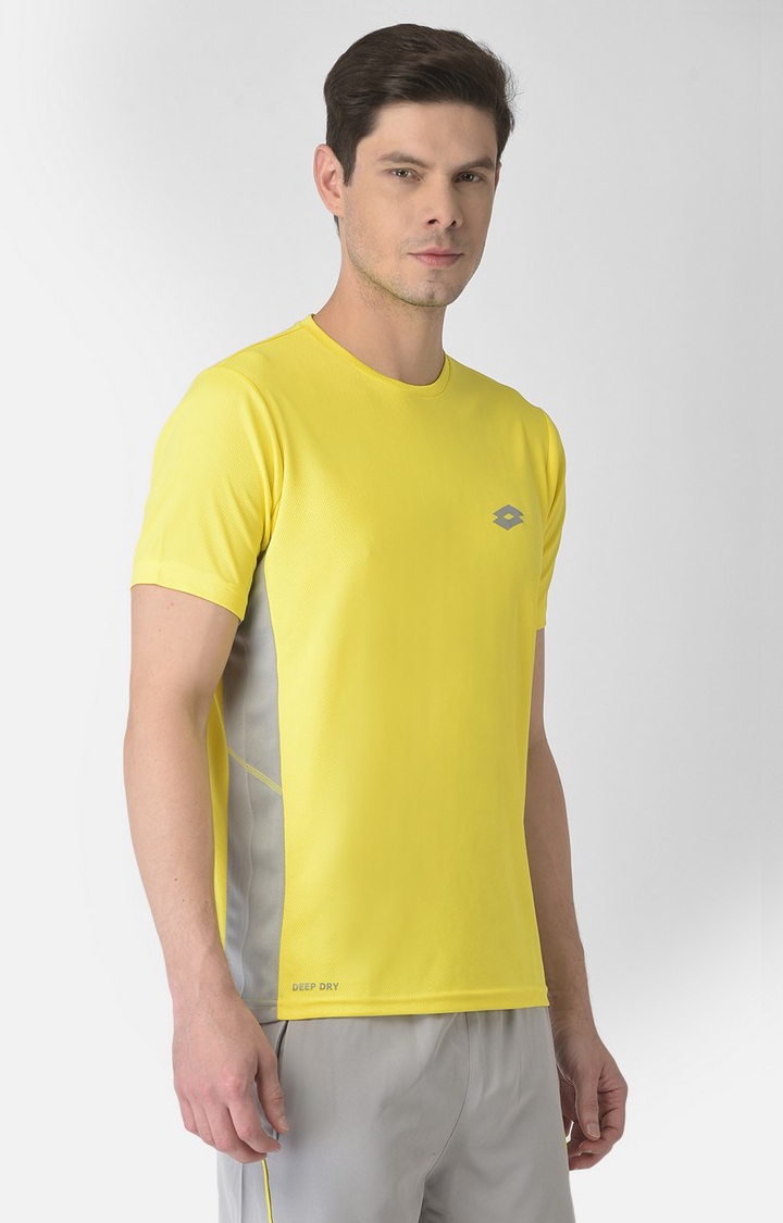 Lotto | Men's Yellow Polyester Solid Activewear T-Shirt 1
