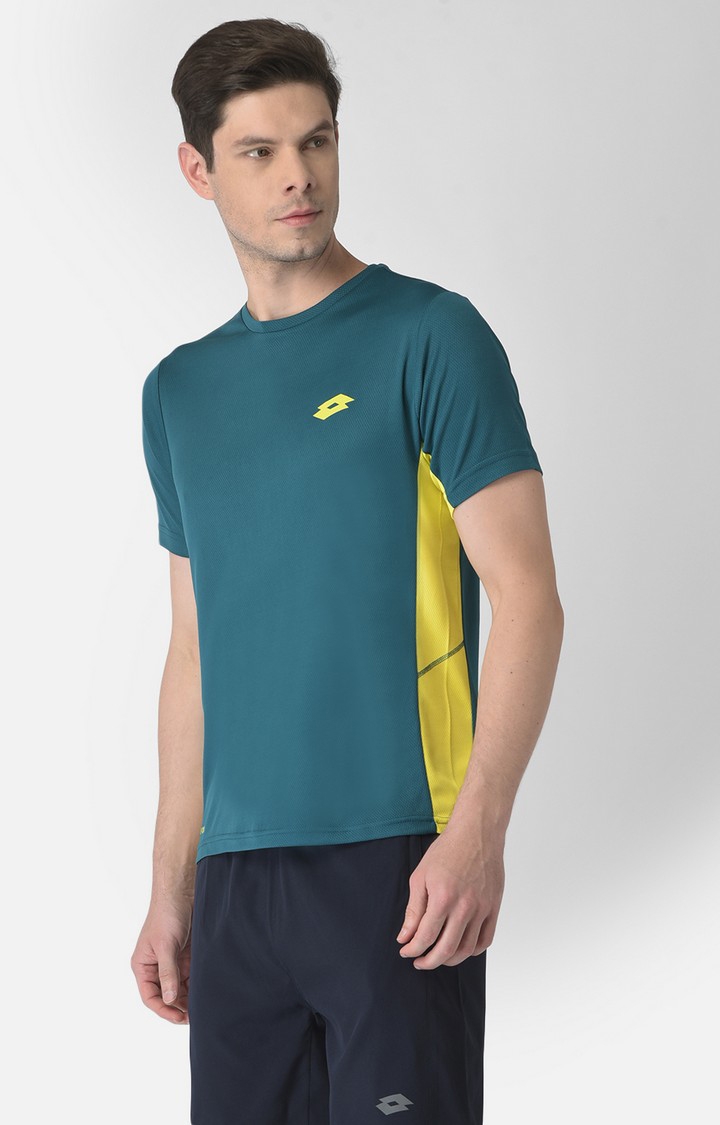 Lotto | Men's Green Polyester Solid Activewear T-Shirt 2