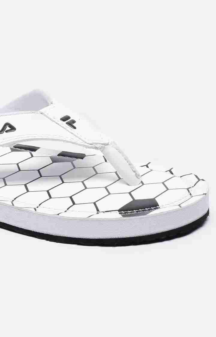 Fila shop white slippers