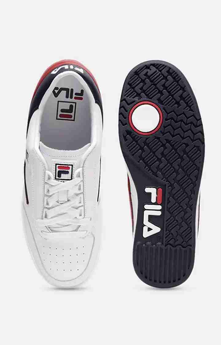Fila tennis shoes white deals
