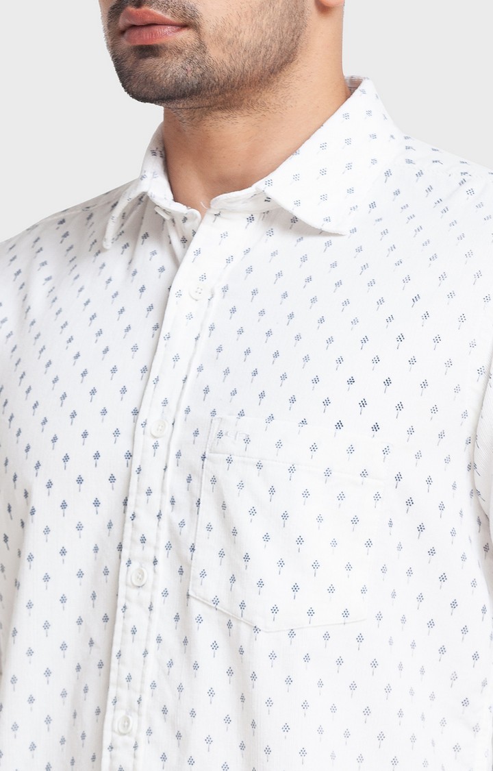 ColorPlus White Print Tailored Fit Casual Shirts For Men