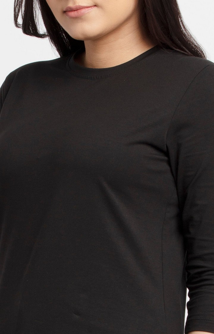 Status Quo | Women's Black Cotton Solid Regular T-Shirt 4