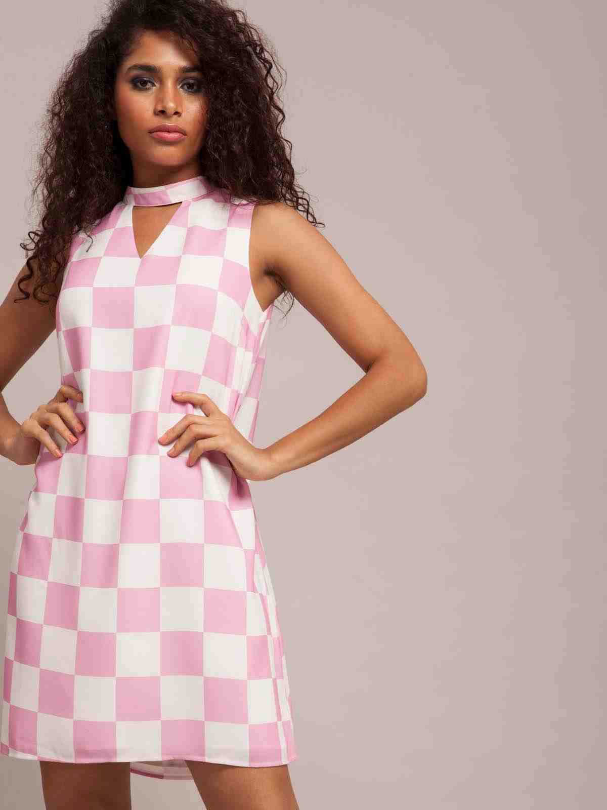 Retro checkered outfit hot sale
