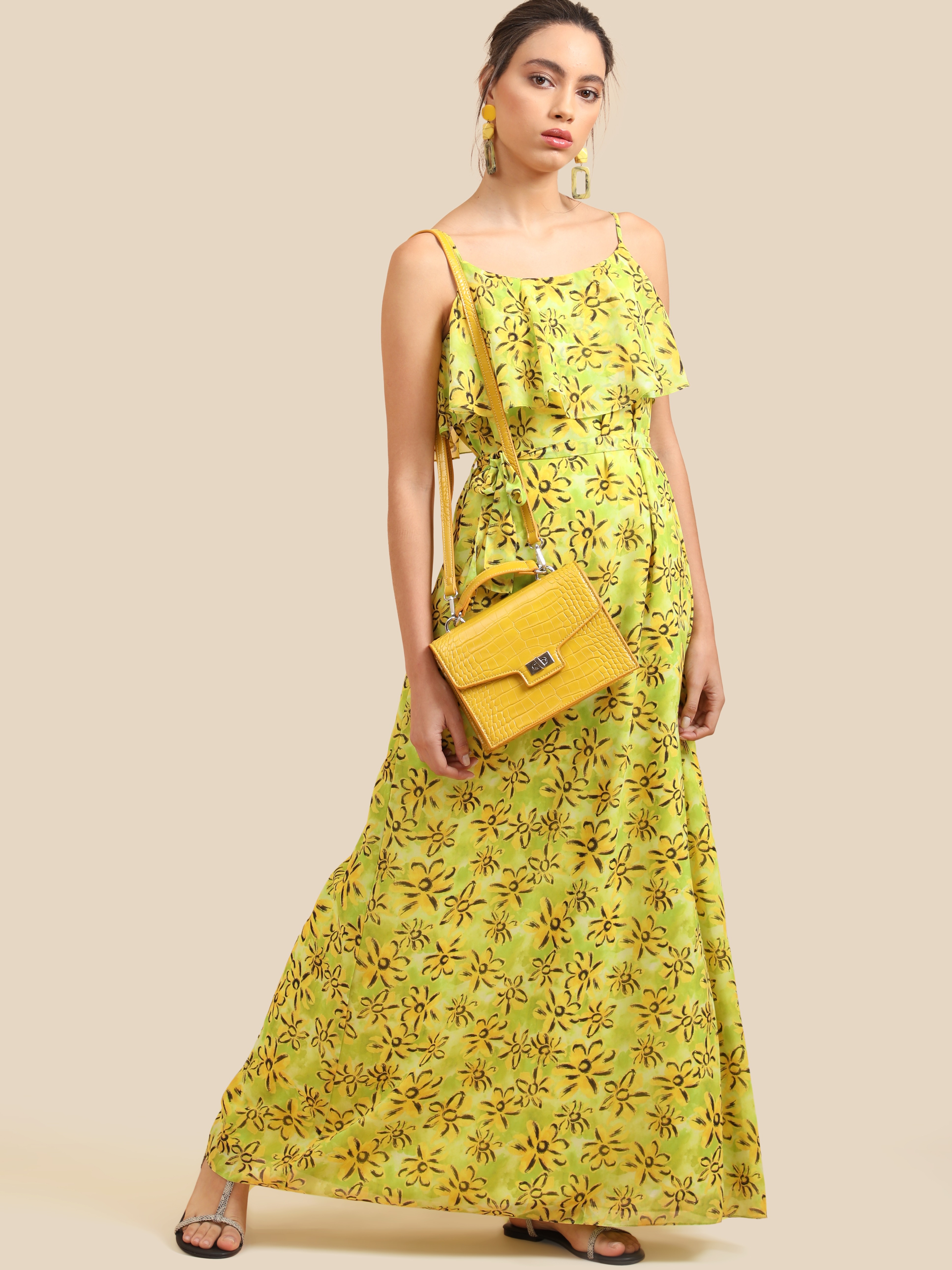 Daisy print on sale maxi dress