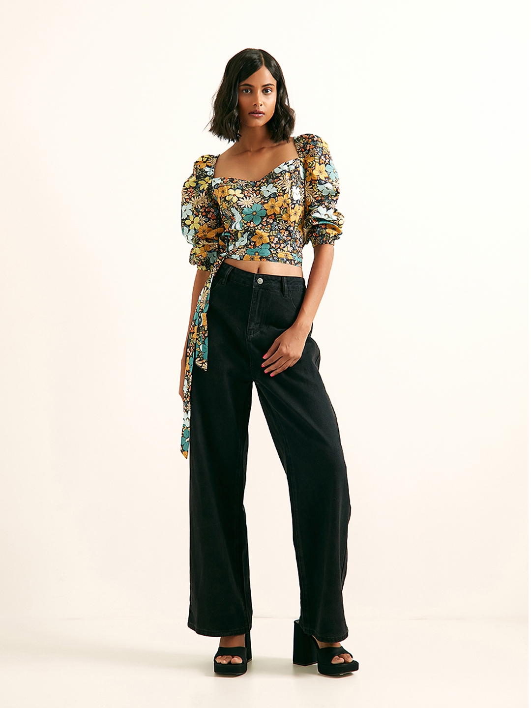 Buy Peach Trousers & Pants for Women by Cover Story Online | Ajio.com