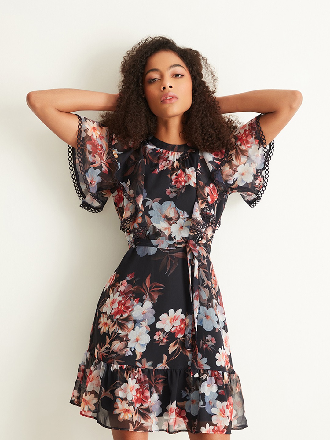 FLORAL  SHORT SLEEVE MINI DRESS IN NAVY