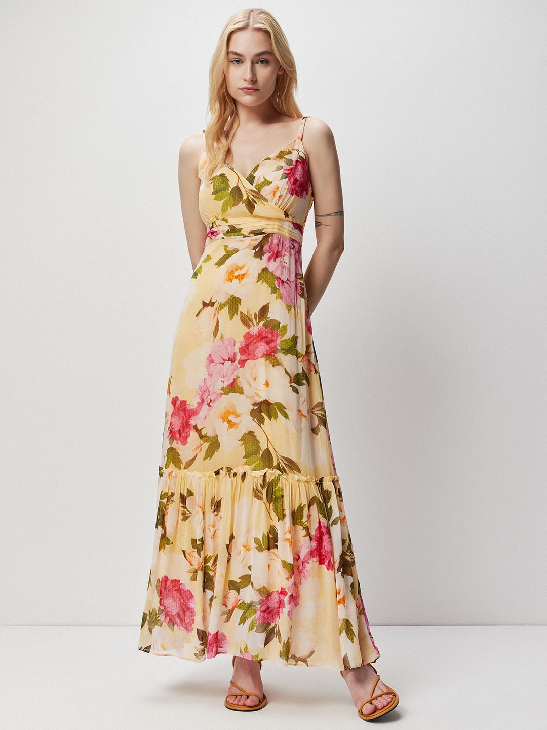 Balloon Sleeves Floral Printed Tie Up Fit & Flare Maxi Dress | EST-VT-112 |  Cilory.com