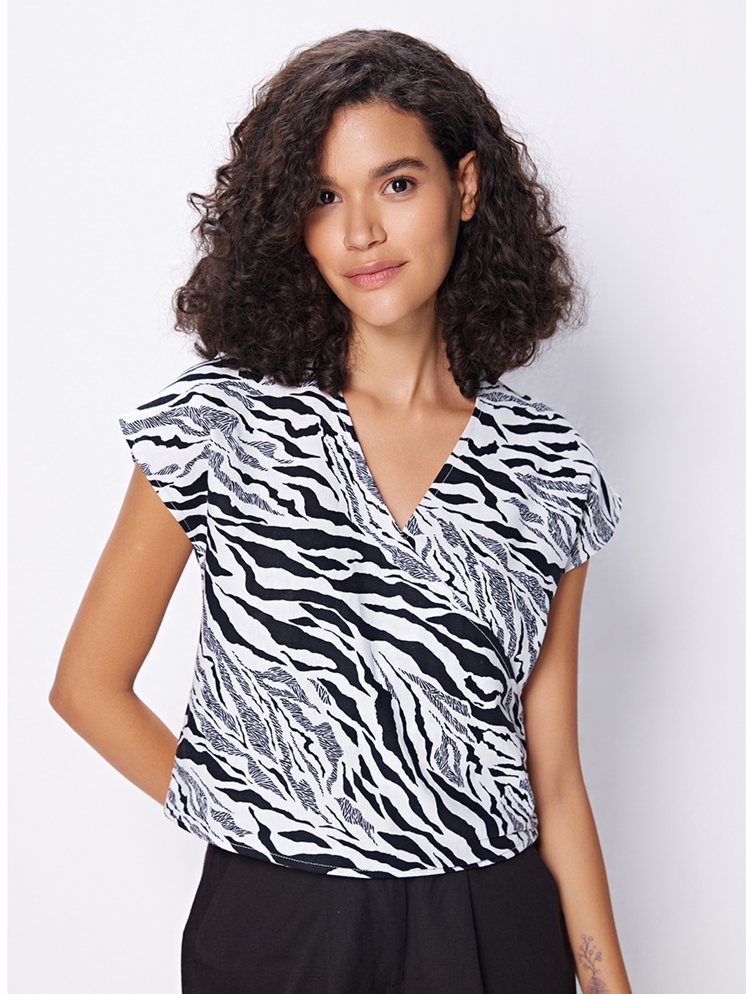 Cover Story | Animal Print Linen Wrap Top
